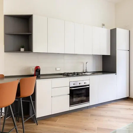 Guesthost - Exclusive Getaway - With Shared Pool & Parking Apartamento *