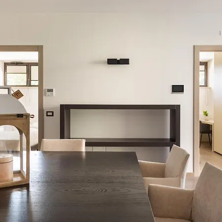 Guesthost - Exclusive Getaway - With Shared Pool & Parking Apartamento *