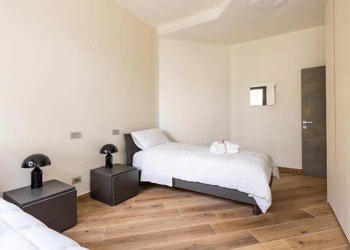 Apartamento Exclusive Getaway - With Shared Pool & Parking