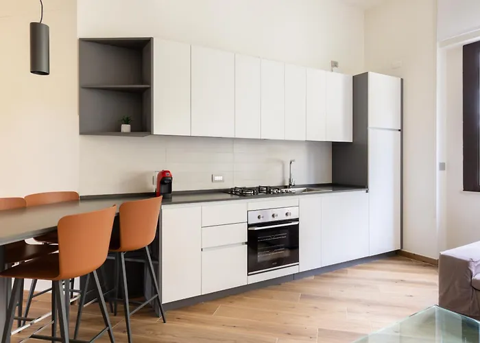 Exclusive Getaway - With Shared Pool & Parking Apartamento *