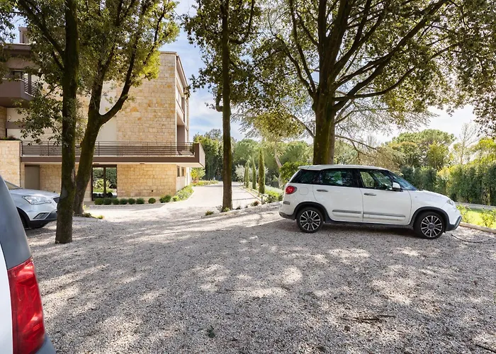 Exclusive Getaway - With Shared Pool & Parking Perugia