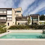 Exclusive Getaway - With Shared Pool & Parking Perugia