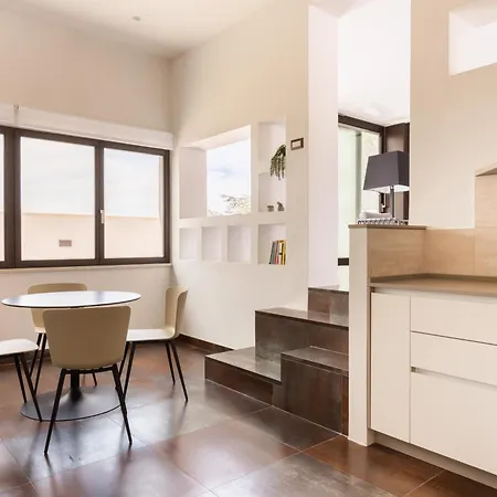 Exclusive Getaway - With Shared Pool & Parking Перуджа