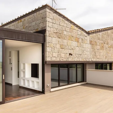 Apartman Exclusive Getaway - With Shared Pool & Parking Perugia