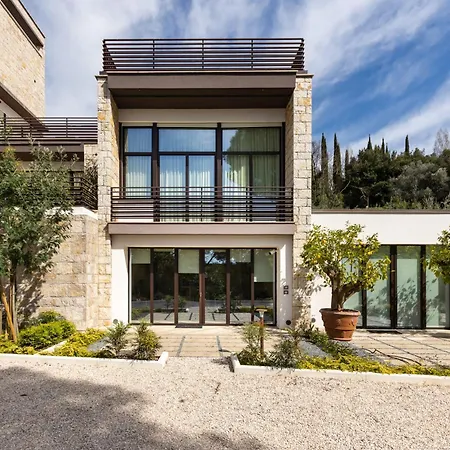 Exclusive Getaway - With Shared Pool & Parking * Перуджа