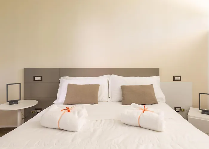 Exclusive Getaway - With Shared Pool & Parking